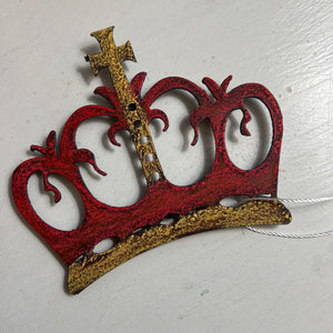 Recycled metal crown magnet magnet Whimsies