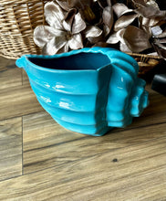 Load image into Gallery viewer, 7125 Teal Blue Shell Planter, Ceramic
