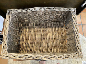 Weathered Farmhouse Basket 20.5W,14.5D,8.5H bpv003