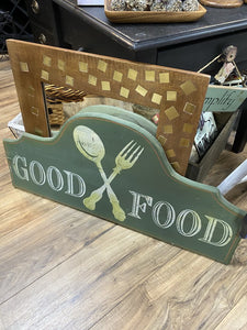 Farmhouse Good Food sign