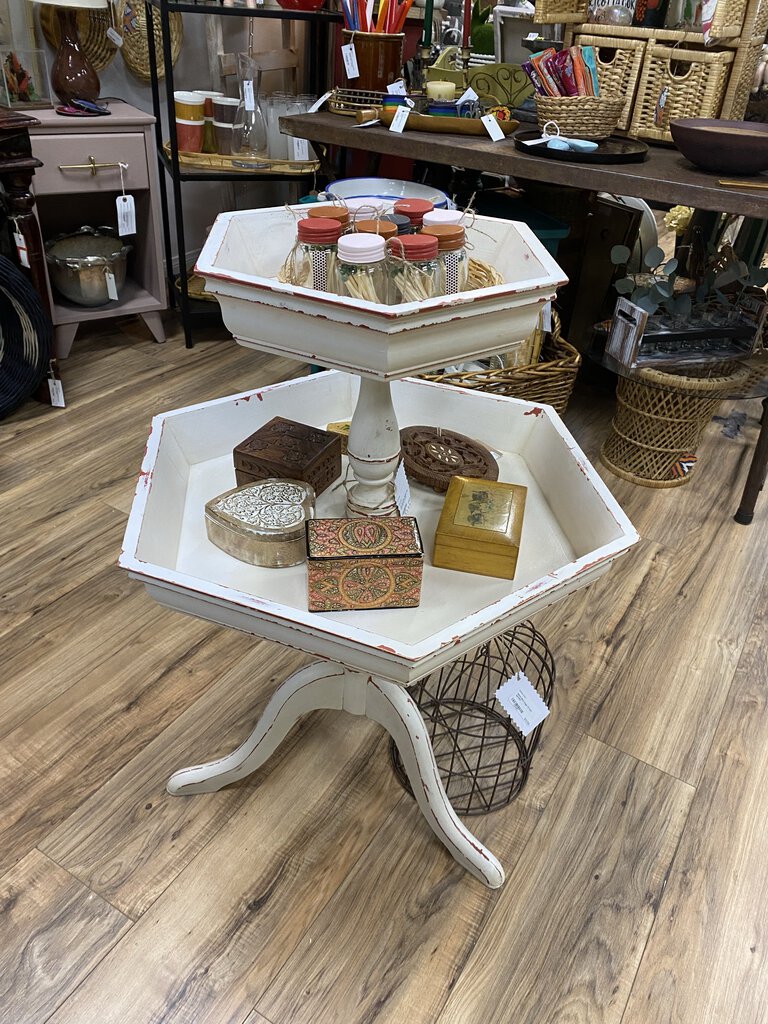 Two Tier Cream Shabby Chic Table 22w,34h. bpv000