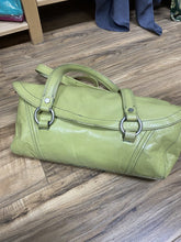 Load image into Gallery viewer, Avocado Kenneth Cole Leather Hand Bag
