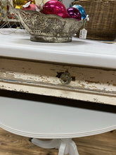 Load image into Gallery viewer, Vintage Chippy Table w/ Enamel Top &amp; Casters 36w,24d,27.5h. bov000
