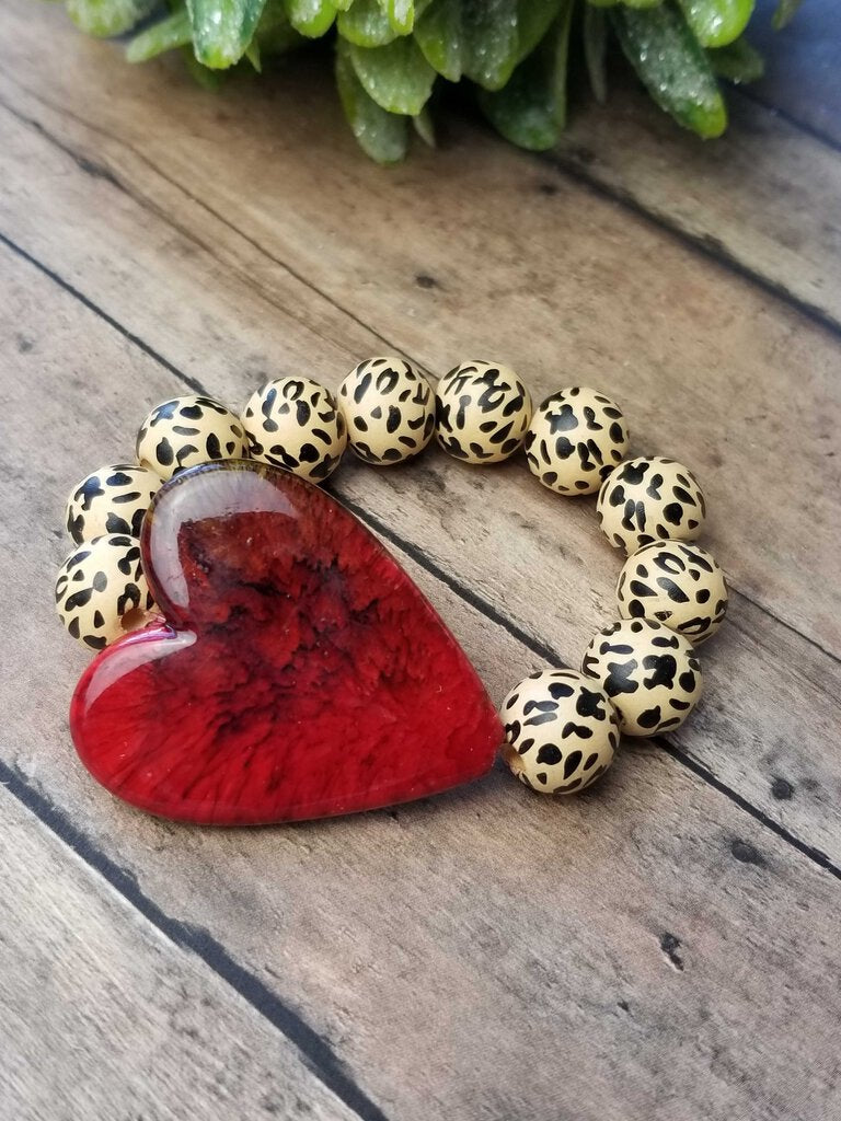 Red Heart W/Animal Wood 7.50