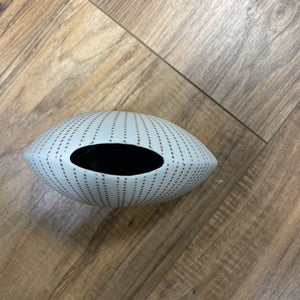 Porcelain bud vase round mini diva