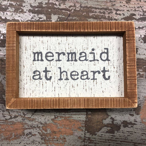 Mermaid inset box sign 011222 38490
