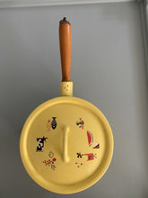 Load image into Gallery viewer, Vintage Markley MCM Yellow Sauce Pan 8w,3.5h bpv00035
