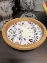 Load image into Gallery viewer, Boho Wood Bowl Soy Floral Rosehip Essential Oil Candle
