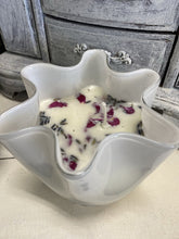 Load image into Gallery viewer, Swirl Milky glass Vase Soy And Lavender Essential Oil Candle
