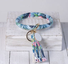 Load image into Gallery viewer, Halo Keychain w/Tassel
