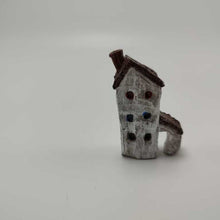 Load image into Gallery viewer, 3 Story White Rustic Miniature Building w Archway &amp; Chimney 1.25&quot;x2&quot;
