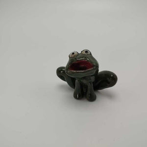 Goofy Green Frog 2"