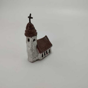 White Rustic Miniature Church w Cross on Steeple 2.5"