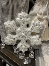 Load image into Gallery viewer, 3134 Jeweled Snowflake Ornament
