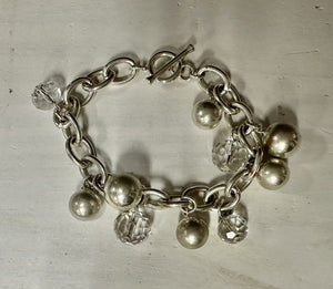 6905 Silver Bead Toggle Clasp Charm Bracelet