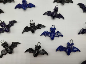 5 Mini Halloween Ornaments - Bats