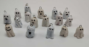 5 Mini Halloween Ornaments - Ghosts
