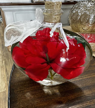 Load image into Gallery viewer, 6905 Red Hibiscus Paraffin Oil Lamp, 24-oz
