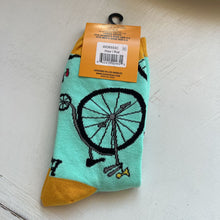 Load image into Gallery viewer, Oooh Yeah S/M How I roll Crew Socks WD6553C
