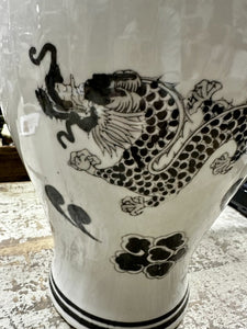 15431 Floral Dragon Ginger Jar, Lidded