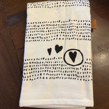 Load image into Gallery viewer, Hearts kitchen towel in testing spoon set DD 2024
