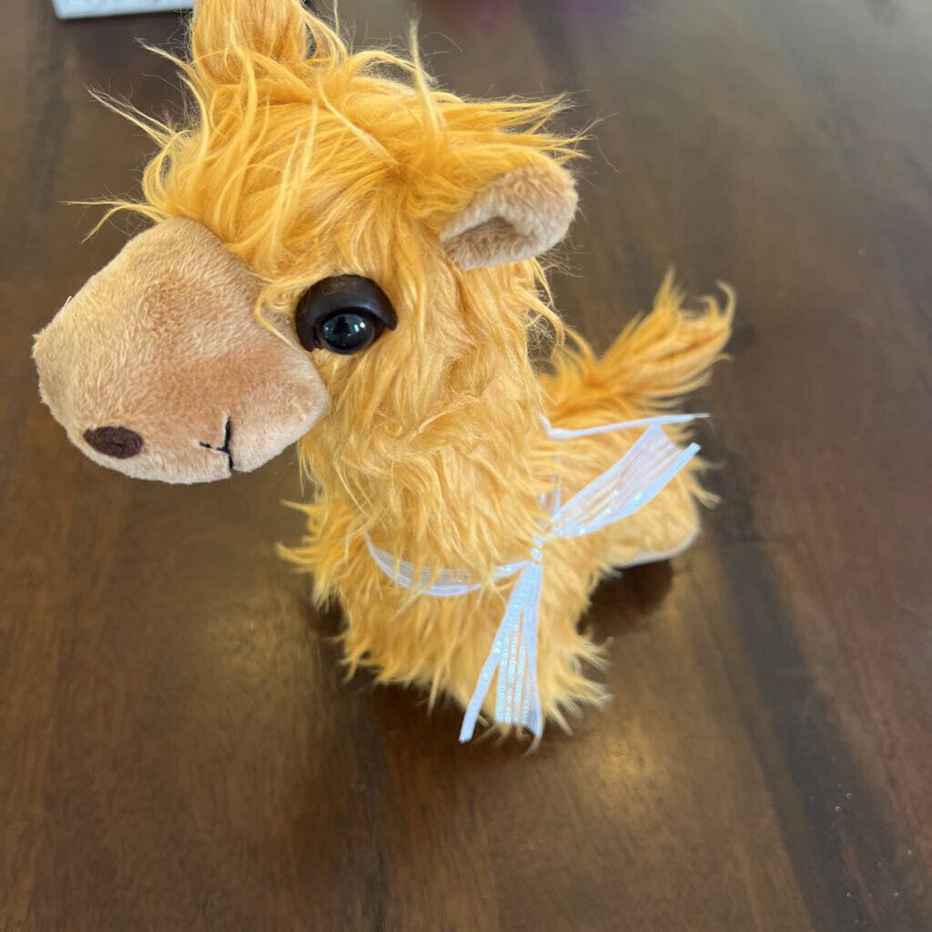 Cinnamon Pacabuddy Alpaca stuffed toy