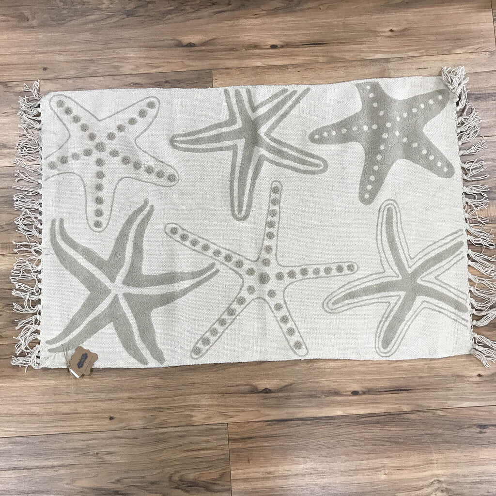 13907 Starfish Embroidered Rug