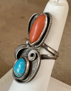 B38 Navajo Sterling Silver Turquoise Coral Ring size 6