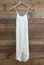 Load image into Gallery viewer, Free People White Side Swept Tunic (M)
