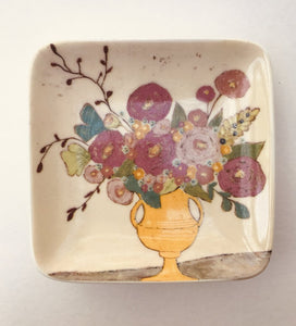13982 Stoneware Dish w/Flower (Assorted), 4.5 x 4.5"