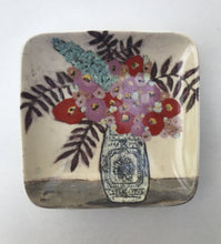 Load image into Gallery viewer, 13982 Stoneware Dish w/Flower (Assorted), 4.5 x 4.5&quot;
