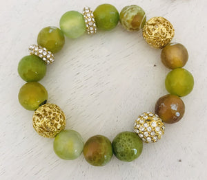 13237 Lg Stone Stretch Bracelet-Lime Green/Gold Beads